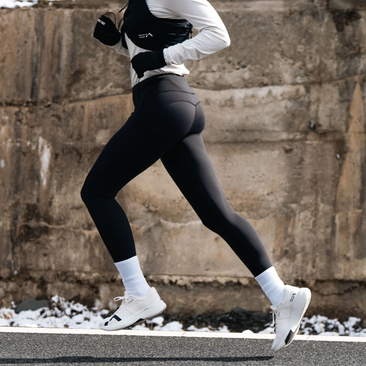 R1 - Image 4